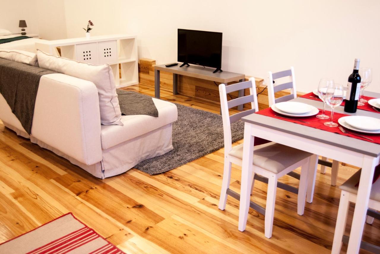 Daora Lisbon Low Cost Hostel Esterno foto