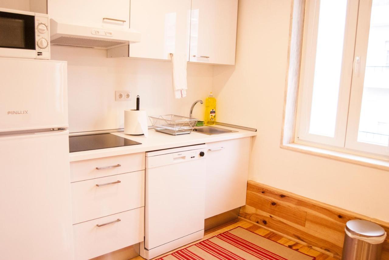 Daora Lisbon Low Cost Hostel Esterno foto